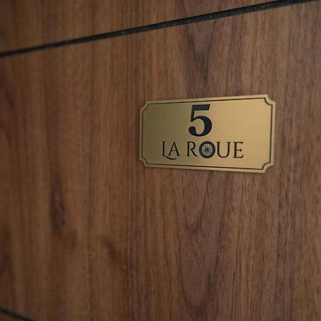 Hotel La Roue Vrsac Exterior foto